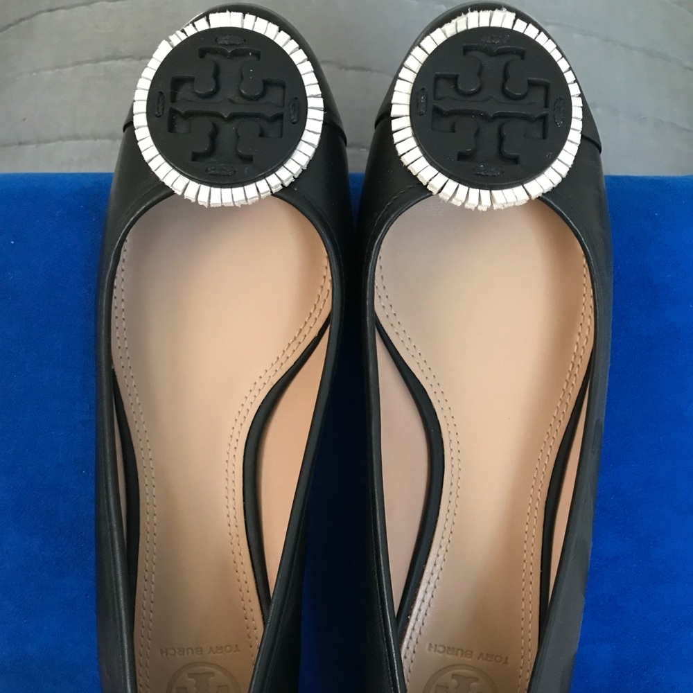 Tory Burch flats, NWT